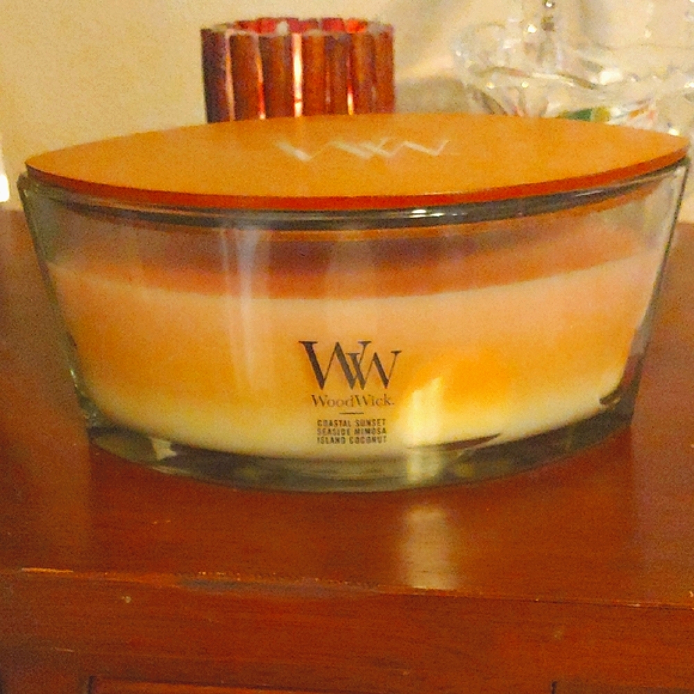 WoodWick Ellipse Candle in Neutral Colors.